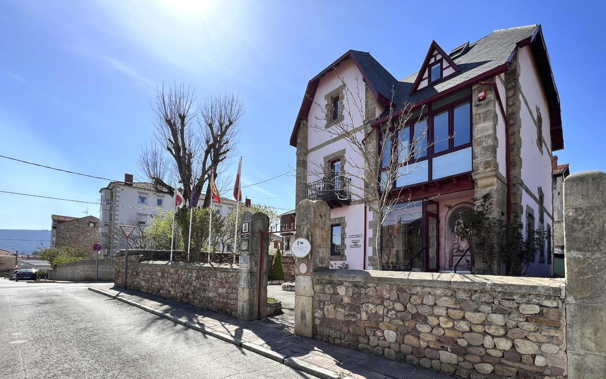 Posada Villa Rosa Reinosa Bagian luar foto